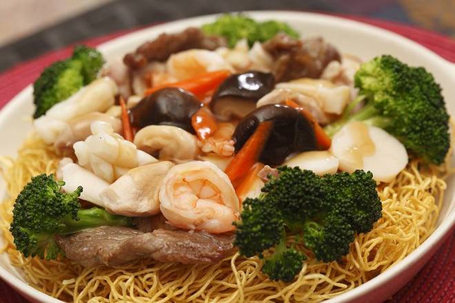 56E- Cantonese lo mien （soft noodle)     广东捞麵